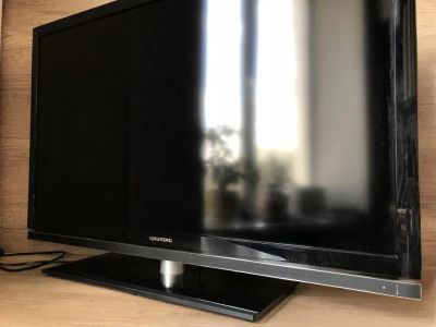 Лот: 11708678. Фото: 1. Grundig 40VLE8270WR 3D LED-телевизор. Телевизоры