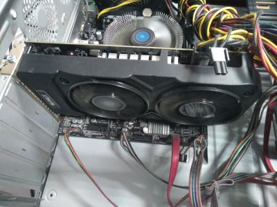 Лот: 16897286. Фото: 1. Видеокарта Palit GT1050ti 4Гб. Видеокарты