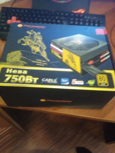 Лот: 11159460. Фото: 1. Thermaltake Нева 750W. Корпуса, блоки питания