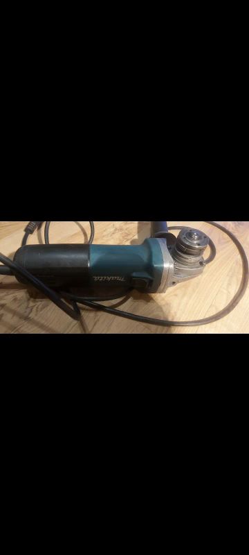 Лот: 25407378. Фото: 1. Ушм болгарка makita 9557 n. Электроинструмент