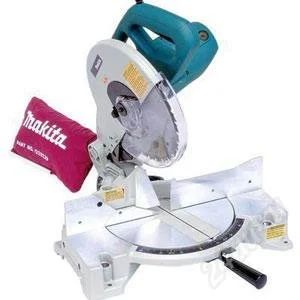 Лот: 989090. Фото: 1. Пила торцевая Makita LS 1040... Электроинструмент