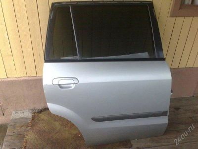 Лот: 1024082. Фото: 1. Дверь Mazda Premacy. Кузов