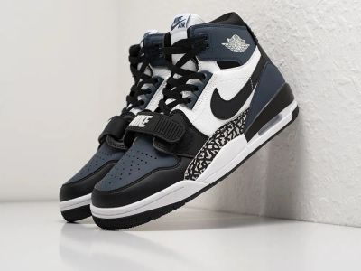 Лот: 24978683. Фото: 1. Кроссовки Nike Air Jordan Legacy... Кеды, кроссовки, слипоны