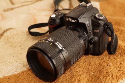 Лот: 20307977. Фото: 1. Nikon D90 Nikkor 70-210mm 1:4-5... Цифровые зеркальные