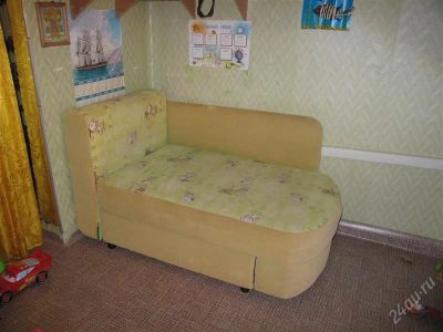 Лот: 1184126. Фото: 1. срочно! софа. Детские кровати и кроватки