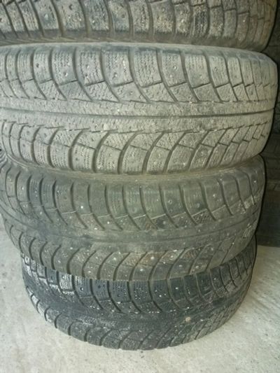 Лот: 11890610. Фото: 1. Продам зимнюю резину Gislaved... Шины