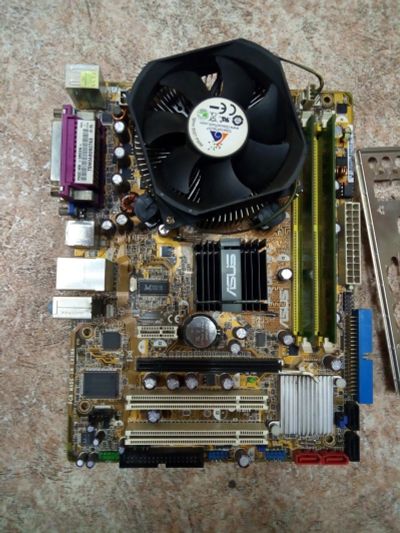 Лот: 13924401. Фото: 1. Комплект: MB Asus P5GC-MX + CPU... Комплекты запчастей