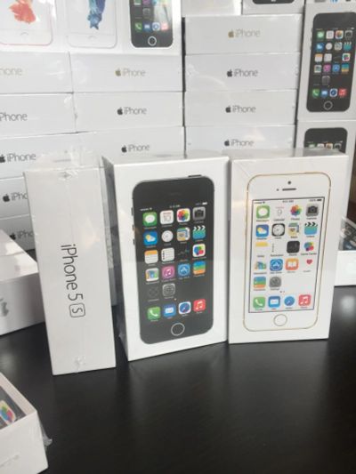 Лот: 9893155. Фото: 1. iphone 5s 16gb Новый! Запечатан... Смартфоны