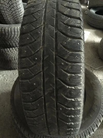 Лот: 6415291. Фото: 1. bridgestone ice cruiser 7000 107T... Шины