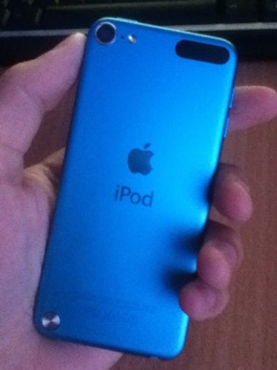 Лот: 4609062. Фото: 1. iPod touch 5 32Gb (с наушниками... Плееры