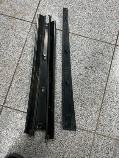 Лот: 25077448. Фото: 1. Молдинги на стойку кузова Subaru... Кузов