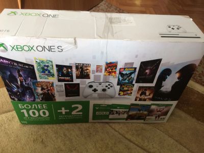 Лот: 13914961. Фото: 1. Xbox one s 500 г. Игры для консолей