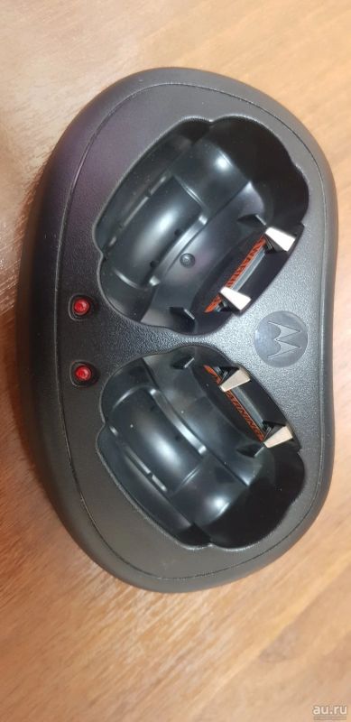 Лот: 15237529. Фото: 1. Зарядное устройство Motorola... Зарядные устройства, блоки питания, адаптеры сетевые для смартфонов