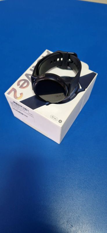 Лот: 19360755. Фото: 1. Samsung Galaxy Active Watch 2. Смарт-часы, фитнес-браслеты, аксессуары