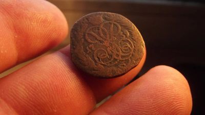 Лот: 10895938. Фото: 1. Неплохая нечастая денга 1759 года... Россия до 1917 года