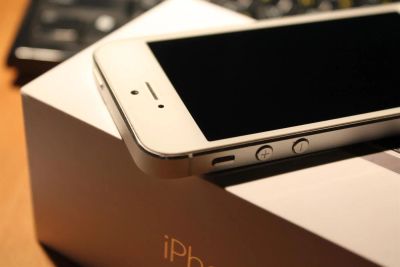 Лот: 3767629. Фото: 1. apple iphone 5 white, идеальное... Смартфоны