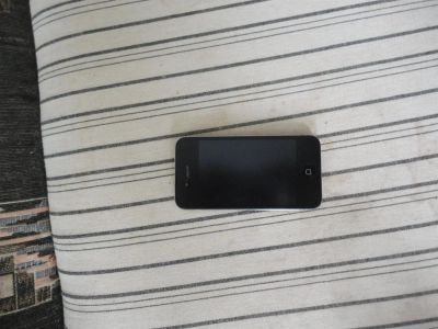 Лот: 3027990. Фото: 1. iphone 4 16gb черный. Смартфоны