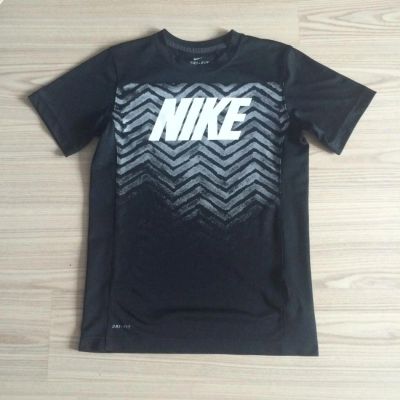 Лот: 8337423. Фото: 1. Спортивная футболка Nike на мальчика... Футболки, поло, топы, лонгсливы