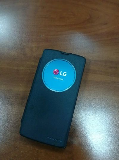 Лот: 11532476. Фото: 1. Смартфон LG Magna. Смартфоны