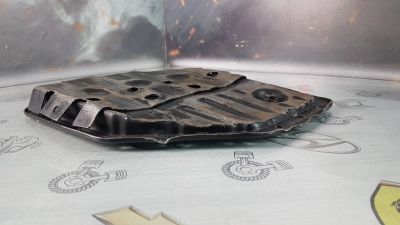 Лот: 23585227. Фото: 1. Поддон КПП Toyota Sprinter Carib... Трансмиссия