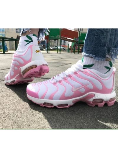 Лот: 16832074. Фото: 1. Кроссовки Nike air max plus//. Кеды, кроссовки, слипоны
