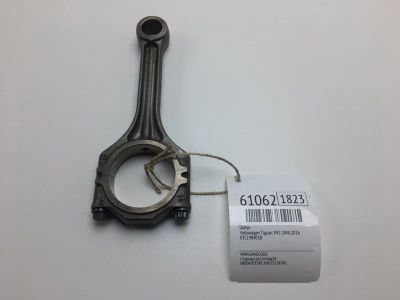Лот: 20401017. Фото: 1. Шатун Volkswagen Tiguan 2016 03C198401D... Двигатель и элементы двигателя