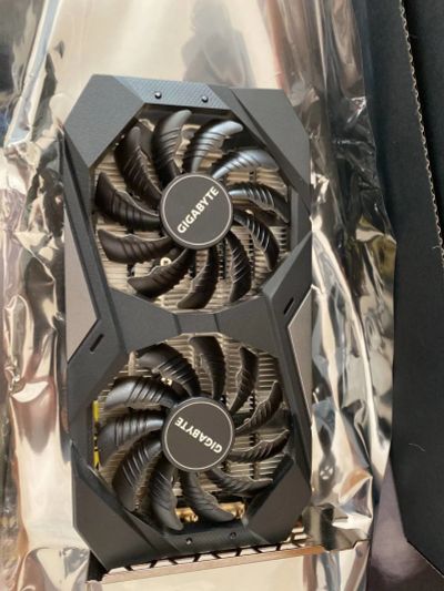 Лот: 18154342. Фото: 1. Видеокарта Gigabyte GTX 1650. Видеокарты