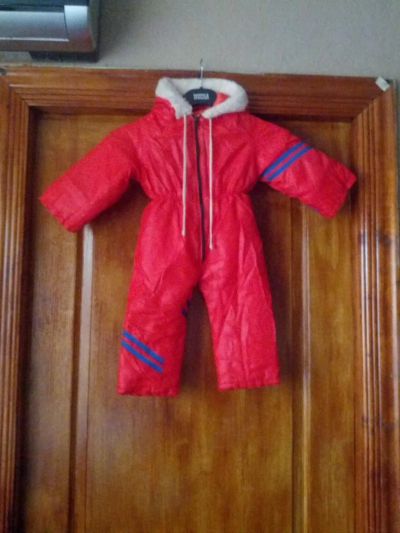 Лот: 6165694. Фото: 1. Комбинезон для девочки. Верхняя одежда