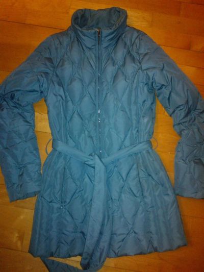 Лот: 3390916. Фото: 1. Пуховик!!! До -15. Размер S C... Верхняя одежда