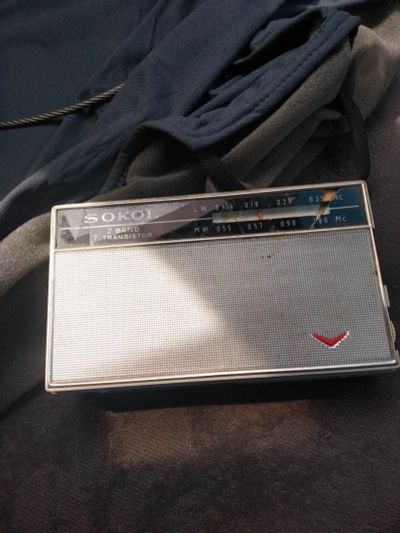 Лот: 16224029. Фото: 1. Приемник sokol 2band 7 transistor. Тюнеры, радиоприёмники