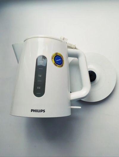 Лот: 15616974. Фото: 1. Электро чайник philips. Чайники, кофемашины, кулеры