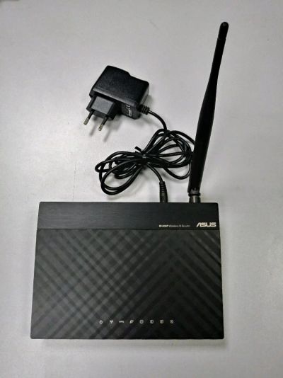 Лот: 11741503. Фото: 1. Маршрутизатор ASUS RT-N10P, Wi-Fi... Маршрутизаторы (роутеры)