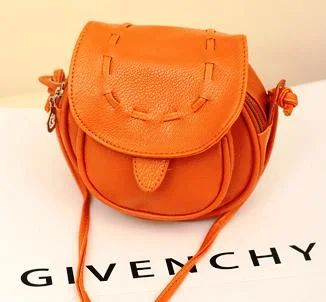 Лот: 4587895. Фото: 1. Сумочка Givenchy, стиль 2014 г... Сумки