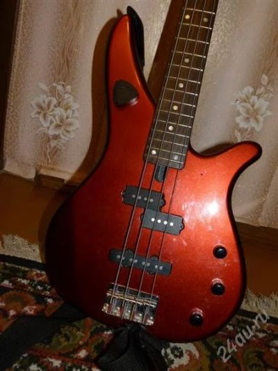 Лот: 1641977. Фото: 1. Продам Yamaha rbx 170. Гитары