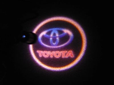 Лот: 6910409. Фото: 1. светящийся логотип TOYOTа в двери. Оптика и освещение