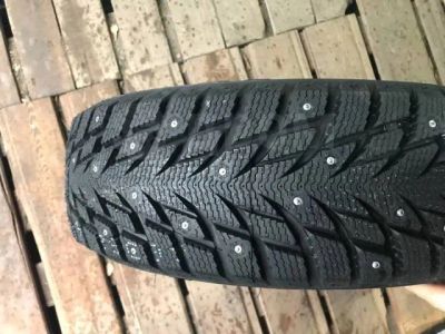 Лот: 23552050. Фото: 1. Зимняя резина 215/50 R-17 "Dynamo... Шины