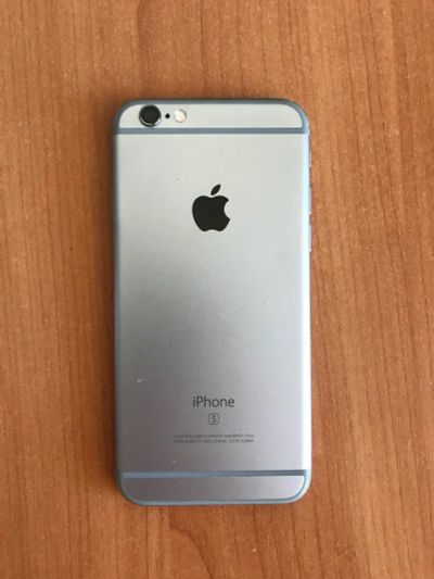 Лот: 11136362. Фото: 1. iphone 6s 64 GB. Смартфоны