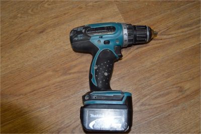 Лот: 9012564. Фото: 1. безударная дрель-шуруповерт Makita... Электроинструмент
