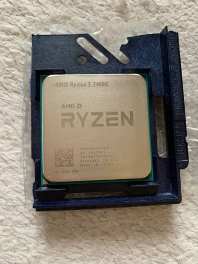 Лот: 20004841. Фото: 1. Процессор ryzen 3400g. Процессоры