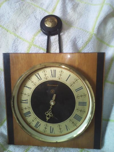 Лот: 9595735. Фото: 1. часы настенные,,Янтарь",(СССР... Другие наручные часы