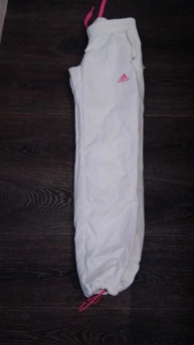 Лот: 10195149. Фото: 1. брюки adidas. Брюки, шорты