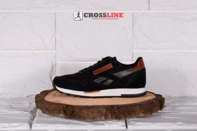 Лот: 10042864. Фото: 1. Кроссовки Reebok Classic Leather... Кеды, кроссовки, слипоны