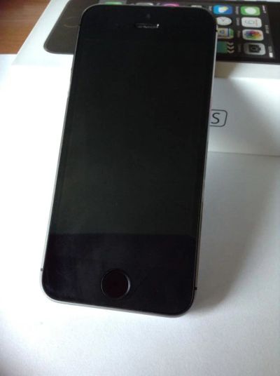 Лот: 10023751. Фото: 1. iphone 5s срочно идеал отличное... Смартфоны
