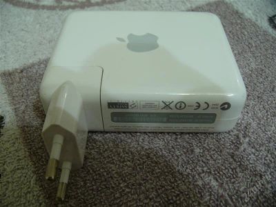 Лот: 2446746. Фото: 1. Роутер Apple AirPort A1088 802... Маршрутизаторы (роутеры)