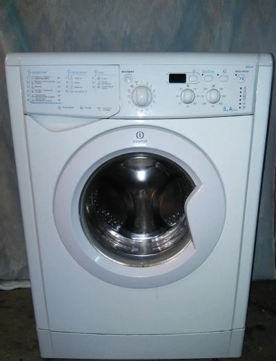 Лот: 7584818. Фото: 1. Стиральная машинка Indesit. Стиральные машины
