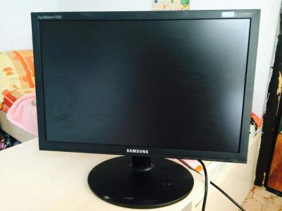 Лот: 12340076. Фото: 1. Монитор Samsung SyncMaster E1920NW. ЖК-мониторы