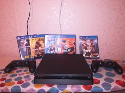 Лот: 14718161. Фото: 1. PlayStation 4 Slim. Игровые приставки, консоли