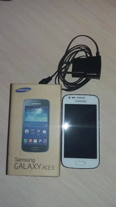 Лот: 8483666. Фото: 1. Samsung Galaxy Ace 3 GT-S7270. Смартфоны