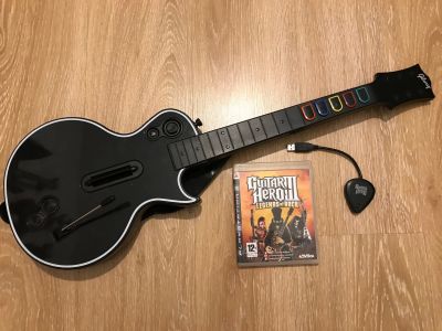Лот: 19377605. Фото: 1. Гитара для PS3 Guitar Hero. Аксессуары для игровых приставок, консолей, геймпады