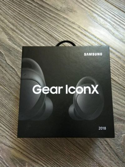 Лот: 13965110. Фото: 1. Беспроводные наушники Samsung... Наушники, гарнитуры